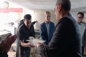 از پیشگامی نانوایی های منتخب در تولید نان کامل تقدیر شد